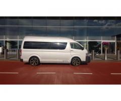 Maxi Cab Singapore Limousine and Minibus Services 